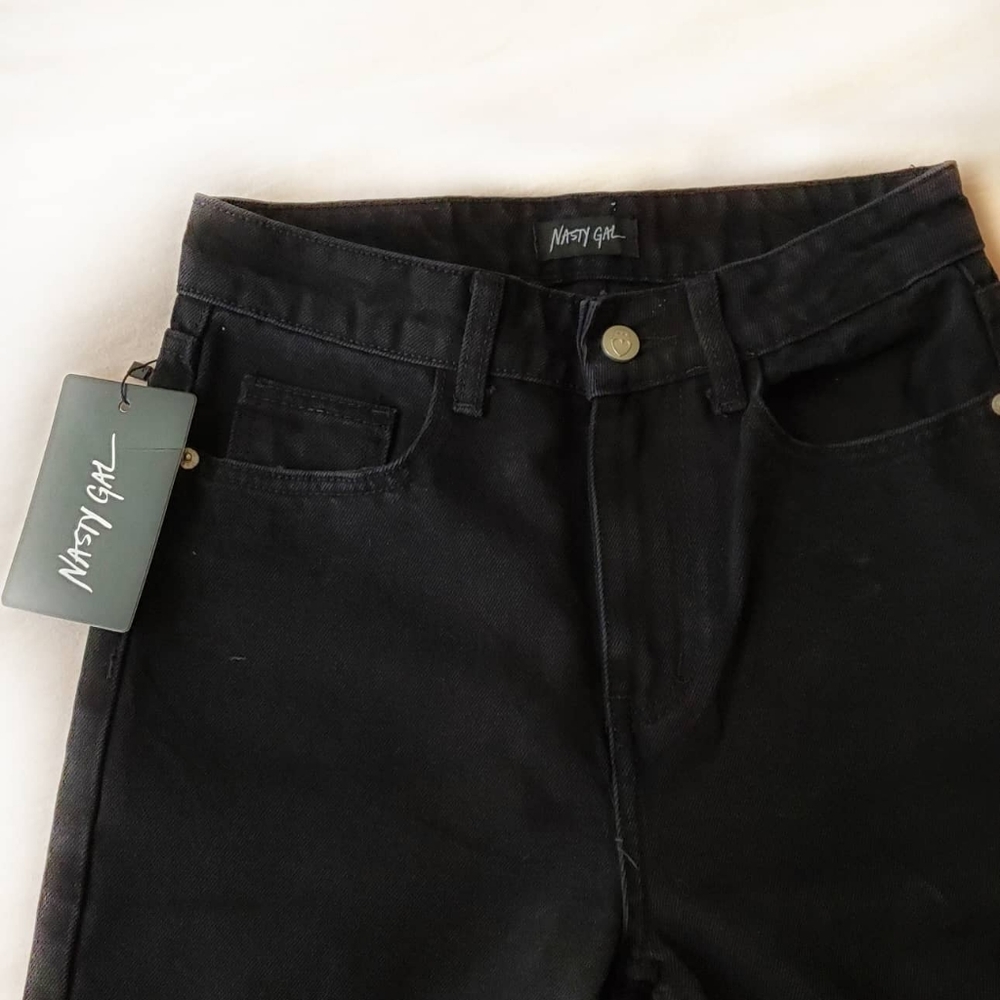 Nwt mom jeans